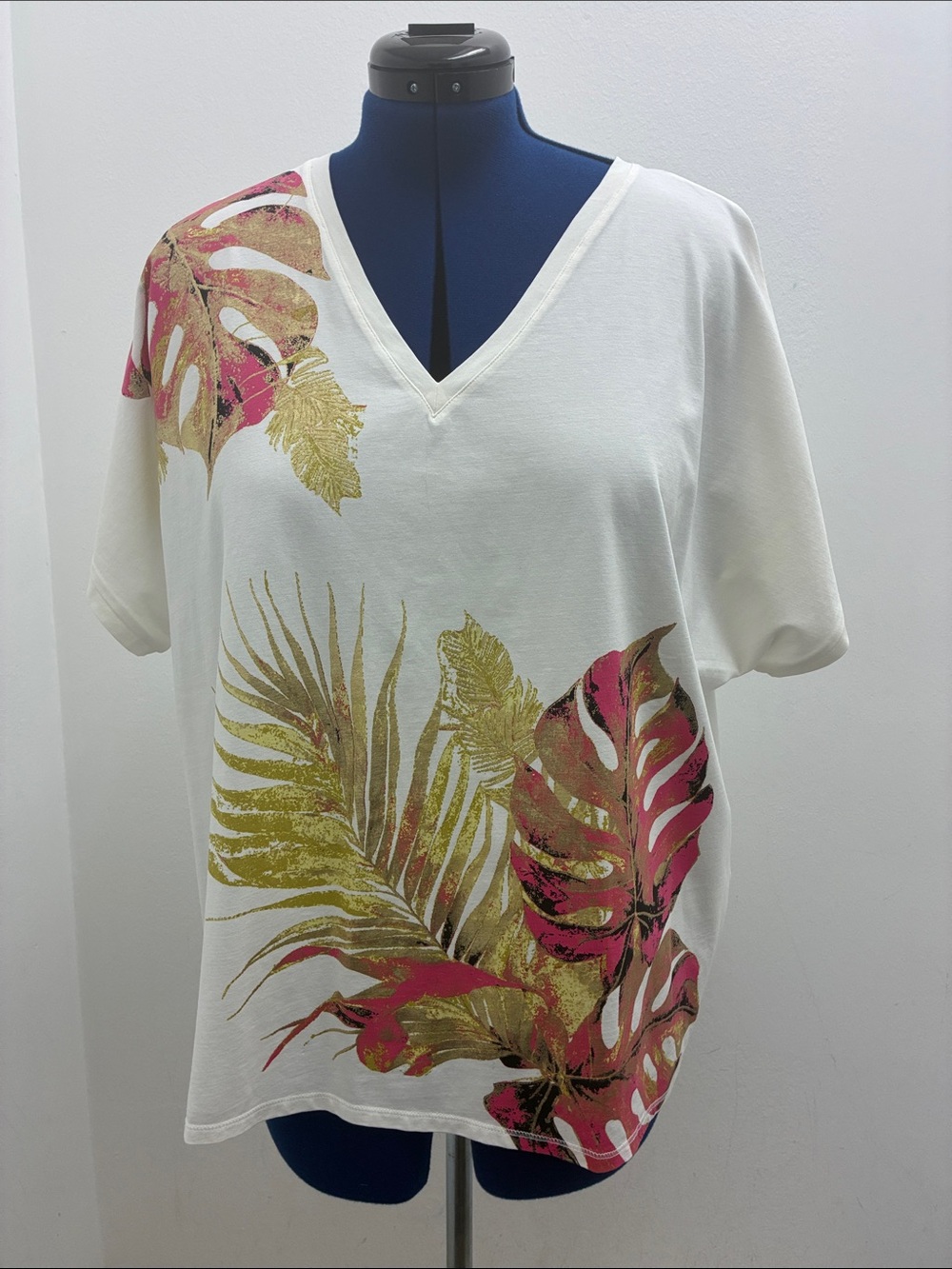 Chico's Alabaster V-Neck Tee with Gold Foil and Fuchsia Tropical Print